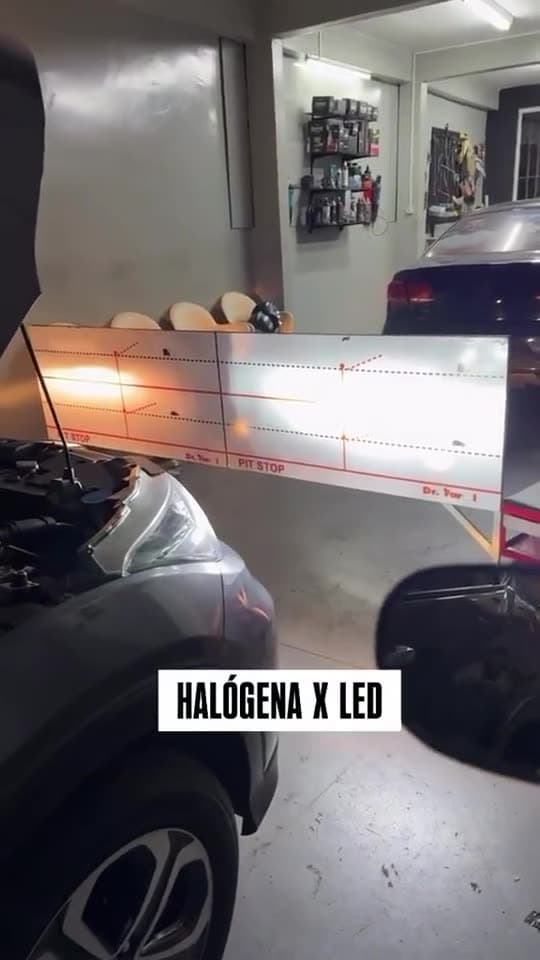 Halógena de um lado, VM do outro. A parede não mente. — Parceiro VM